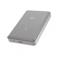 Qi2 Certified 15W Ultra-Thin Aluminum Alloy Housing Wireless Charger 10000mAh